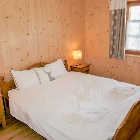 Le Muveran V8 By Interhome Dağ evi