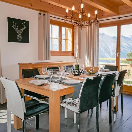 Le Muveran V8 By Interhome